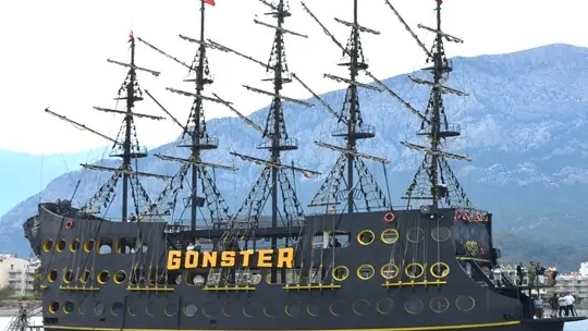 Прогулка на Пиратском корабле в Кемере- Gonster — экскурсия в Турции
